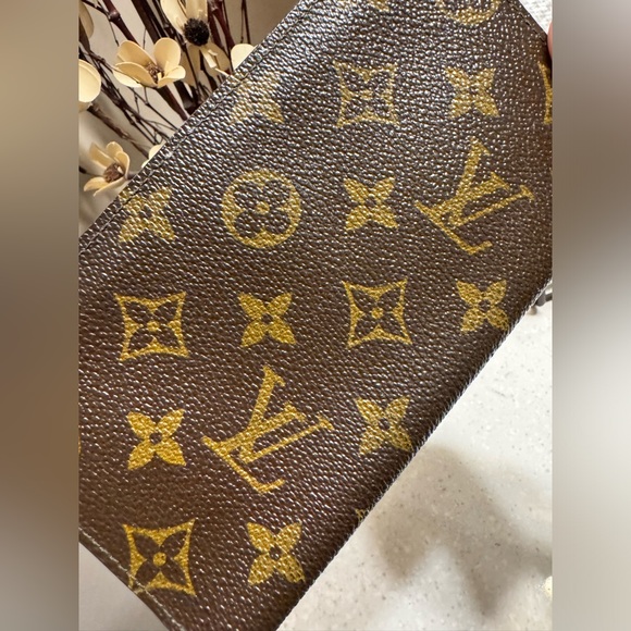 Louis Vuitton Long Flap Checkbook Wallet - Picture 4 of 12